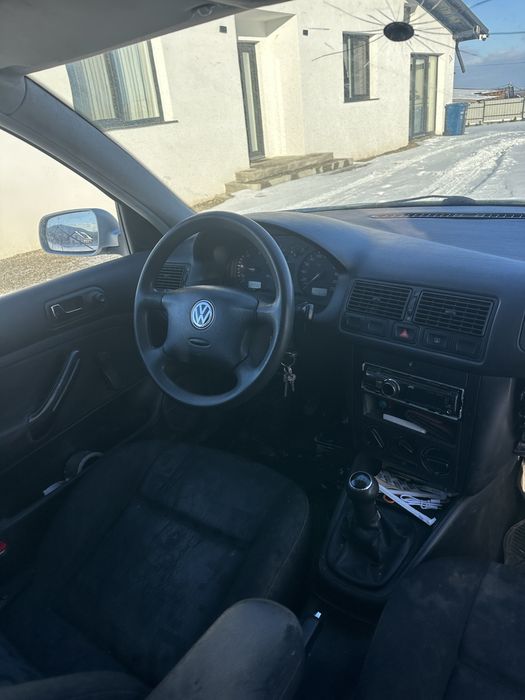 Vand golf-4 din 1998