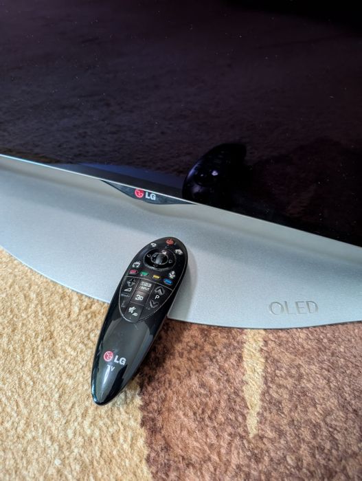 LG OLED TV 55” Smart
