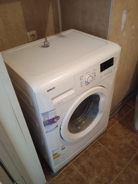 Стиральный машинка продам