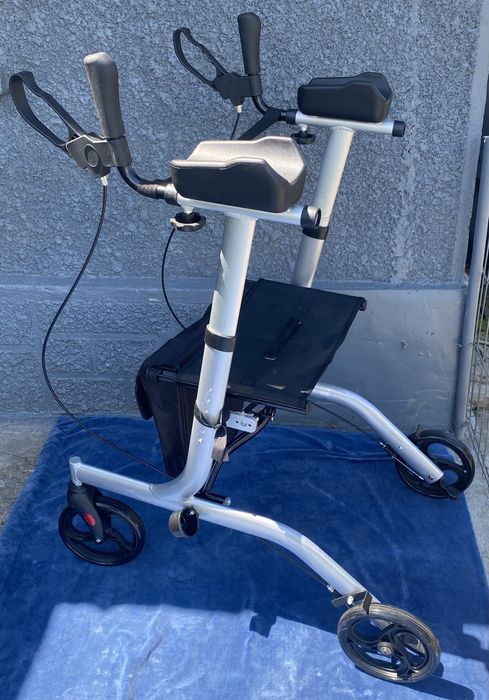 Scaun caruț pliabil rolator medical