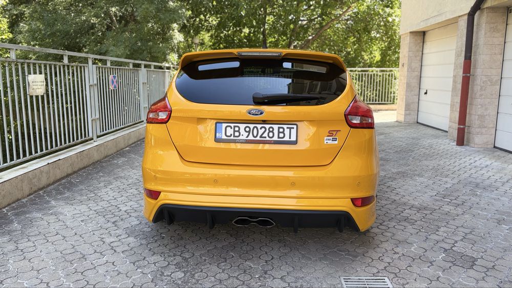 Продавам Ford Focus ST