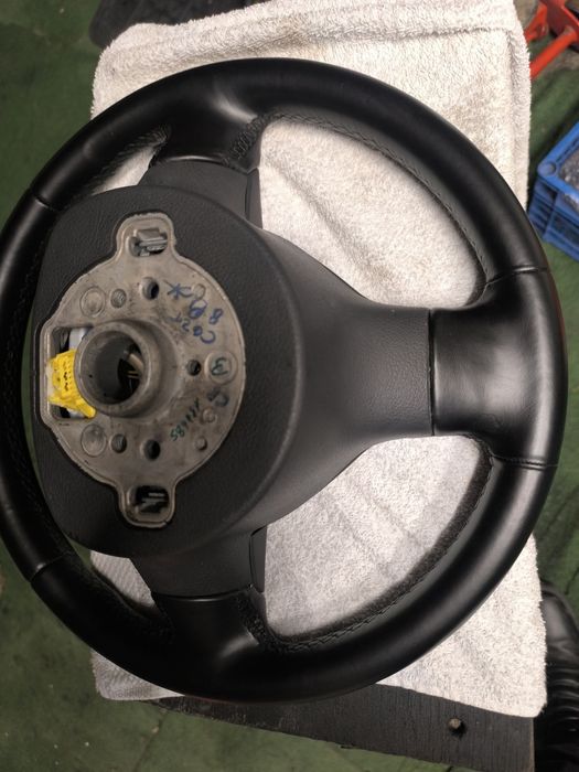 Volan piele original Golf 5 Jetta 3 Golf 5 plus Touran Polo 9n