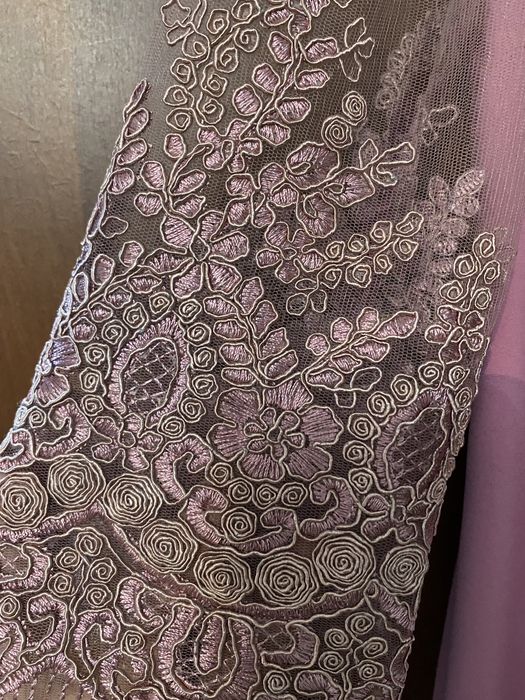 Продам красивые платья