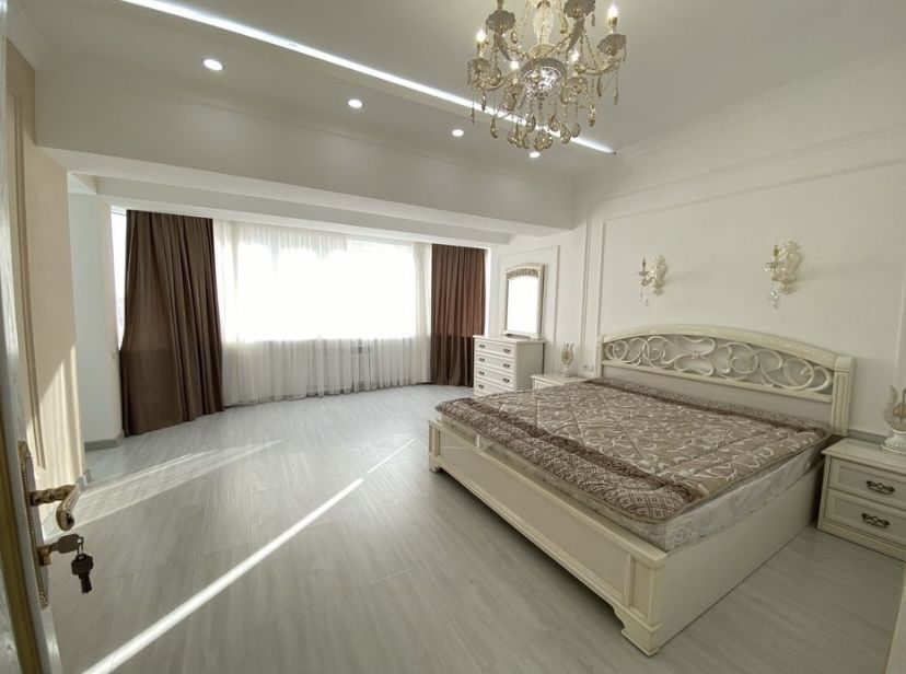 Сдается 4 комнатная квартира