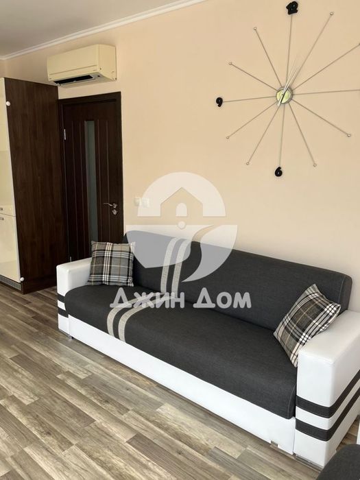 Продава се Тристаен апартамент в с. Шкорпиловци, Област Варна - 90 кв.м за 1328 €/кв.м - Снимка #1