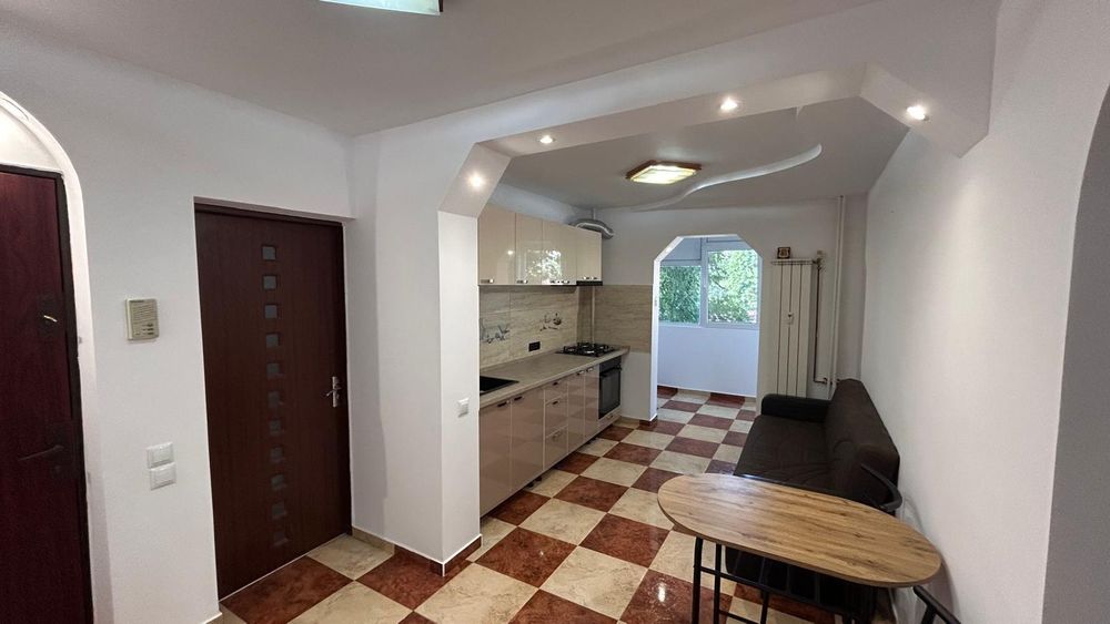 Proprietar închiriez apartament 3 camere crangasi