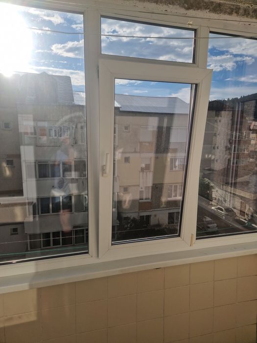 Închiriez apartament 2 camere decomandat – Zona Precista