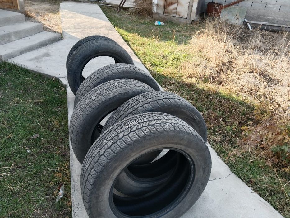 Продам зимние шины
