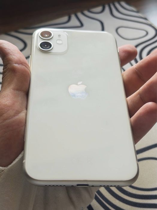 Iphone 11 64gb..