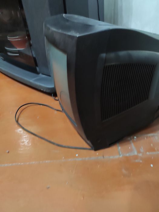 Телевизор Ройсон  Техно