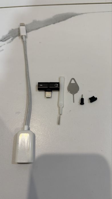 продам на iphone аксесуары