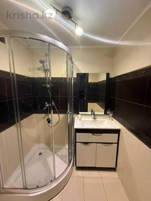 Продажа 2-комнатной квартиры, в 8 мкр!