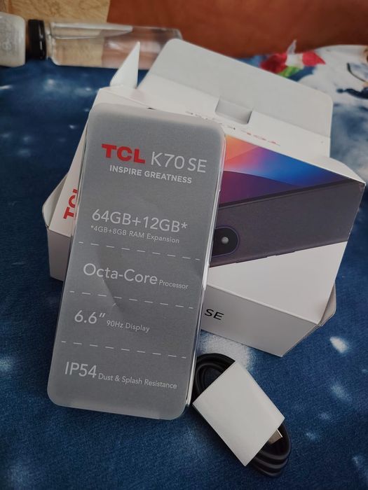 Vând telefon nou