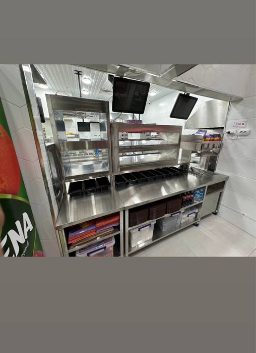 Kuxnyaga stol stellaj moyka xoladilnik morazilnik stansiya