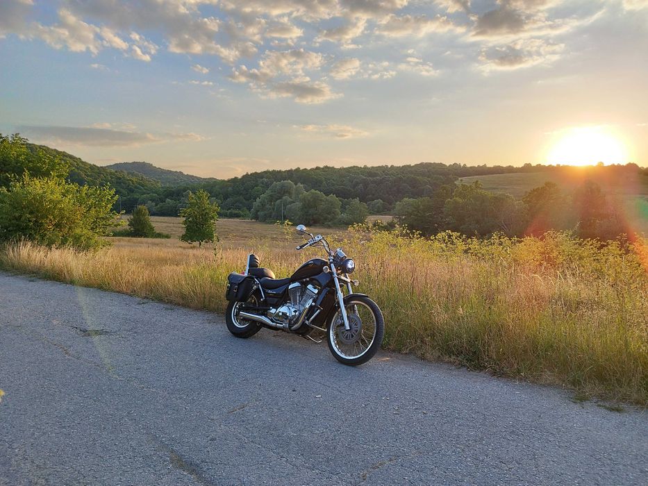 Suzuki VS800 Intruder