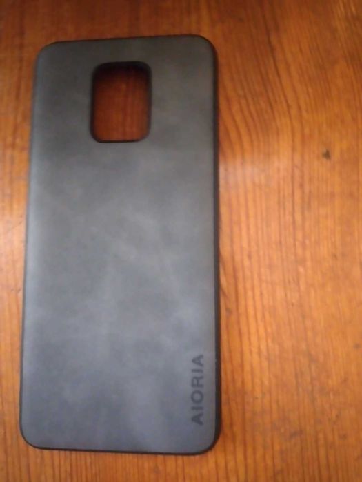 Продавам кожен калъф за Xiaomi Redmi Note 9 Pro