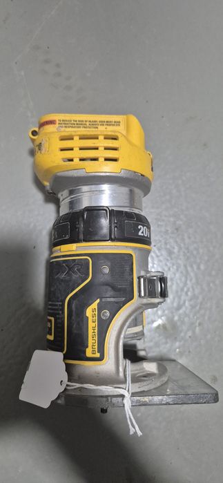 Dewalt DCW600 фрезер