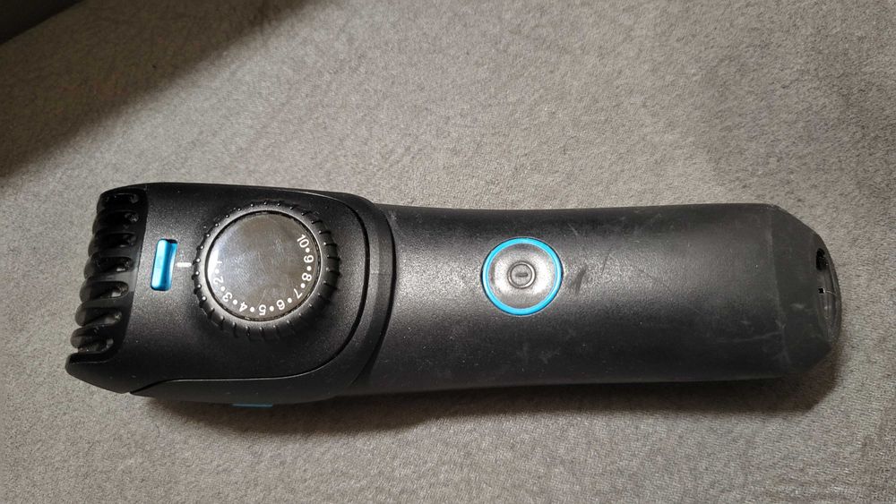 BRAUN Masina de tuns model Trimmer BT5050  fuctionala