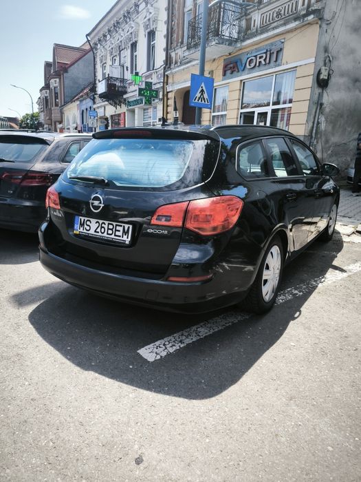 Opel Astra J 1.7 CDTI ecoflex sport tourer