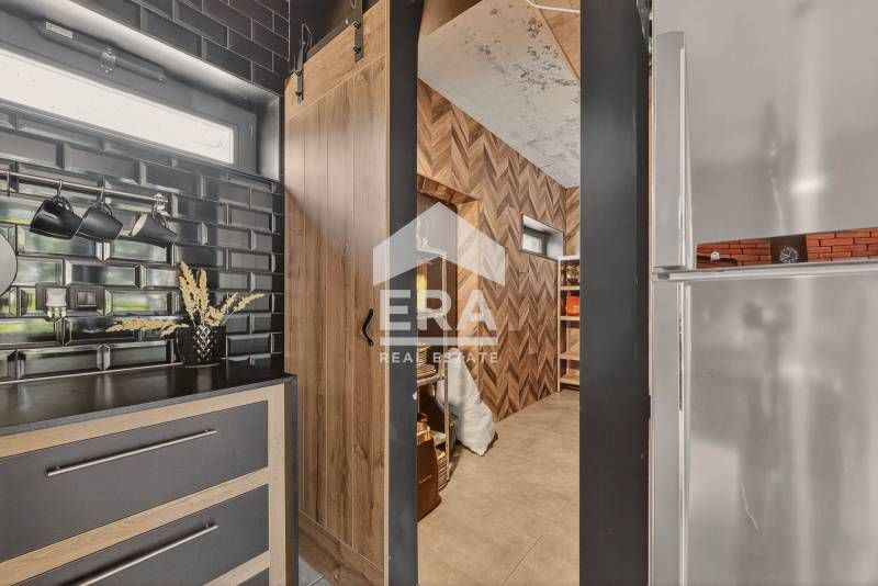 Продава се Къща в Варна, м-т Сълзица - 272 кв.м за 2170 €/кв.м - Снимка #9