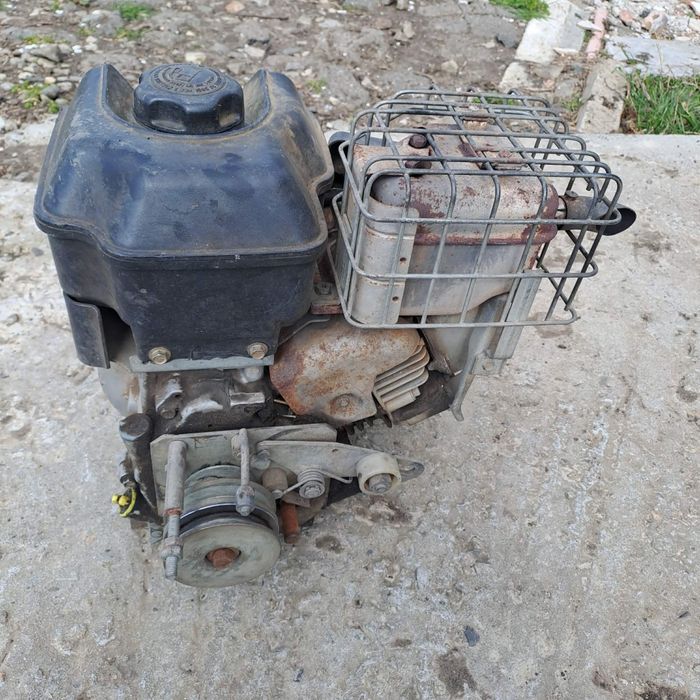 За части Briggs & Stratton