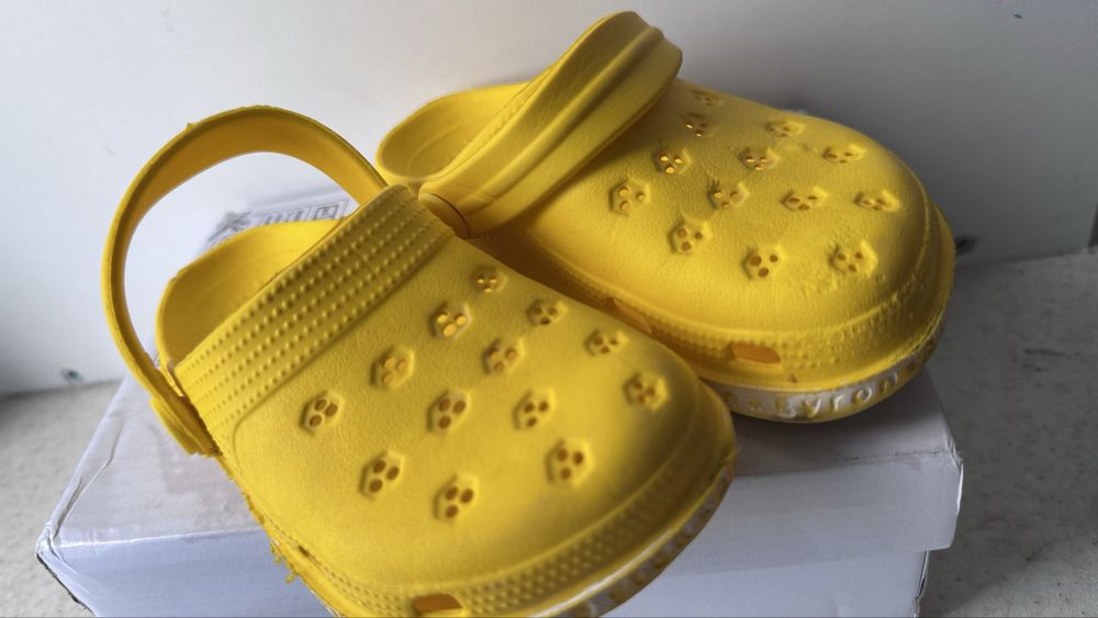 Сланцы, кроксы детские