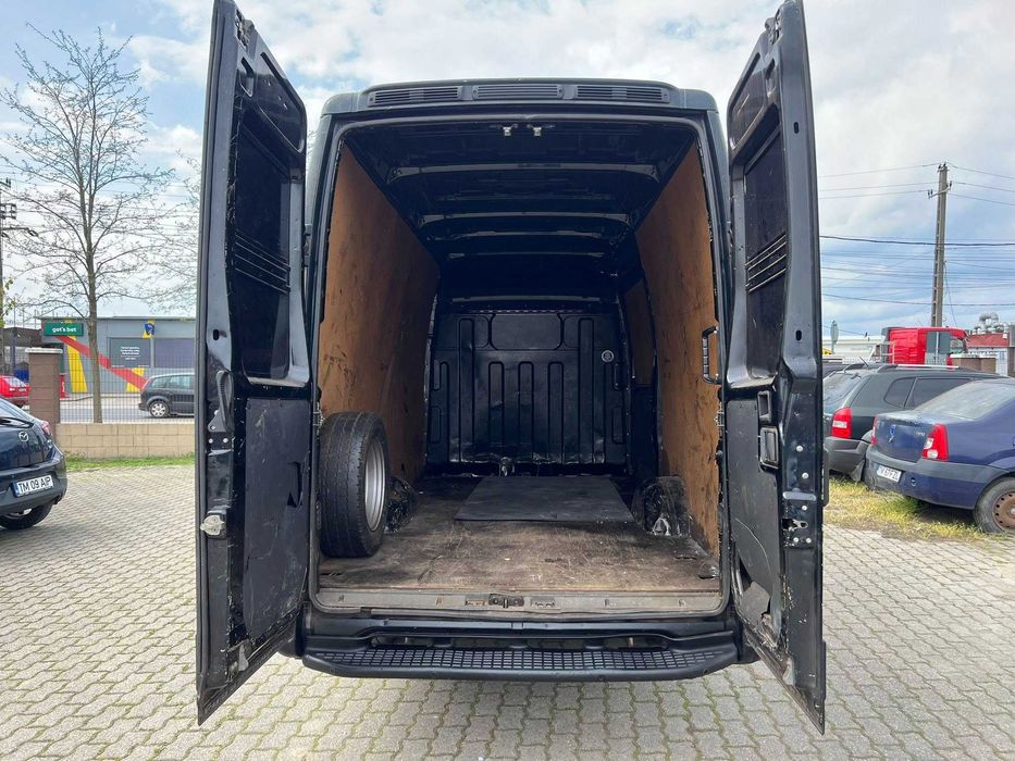 Iveco Daily an 2014 mot 2.3 tdi 127 cp euro 5. inalt +2 panouri jumate
