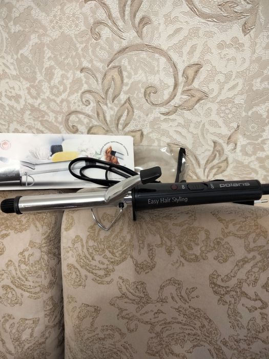 Плойка для укладки волос.