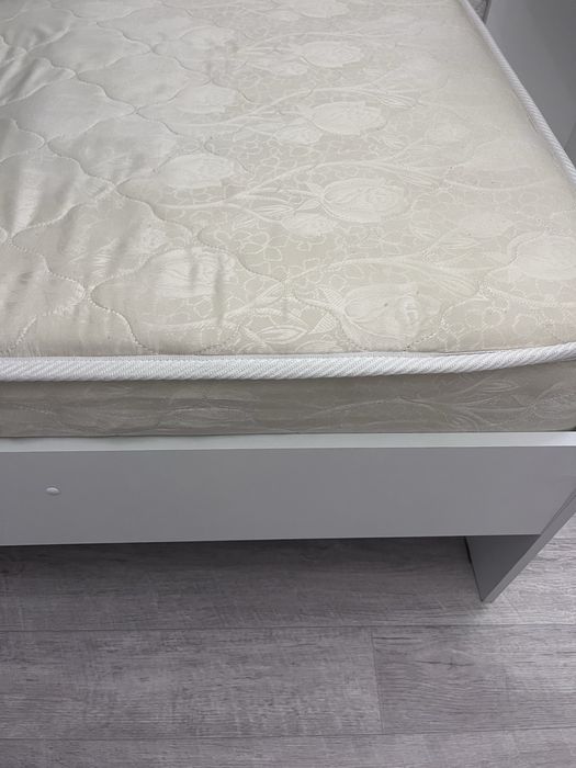 Продам кровать в отличном состоянии