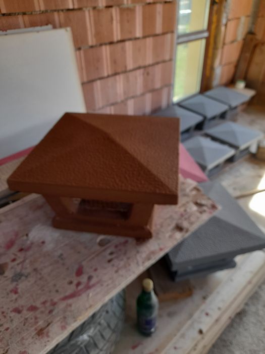 Acoperis horn cos fum