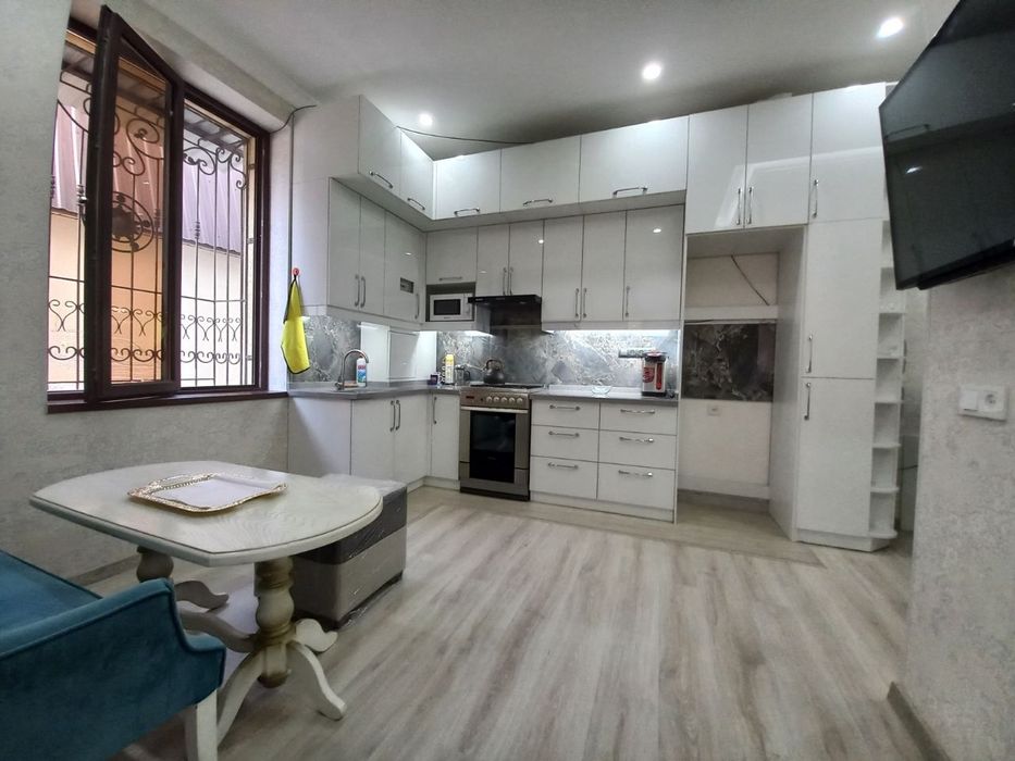 Сдаётся в аренду 3-ком. нов-ка Юнусабад ул. А.Темур метро Шахристан