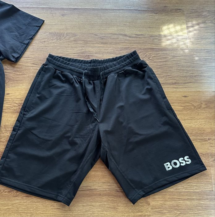 Мъжки,памучен,черен къс комплект Hugo BOSS ГОЛЕМИ РАЗМЕРИ