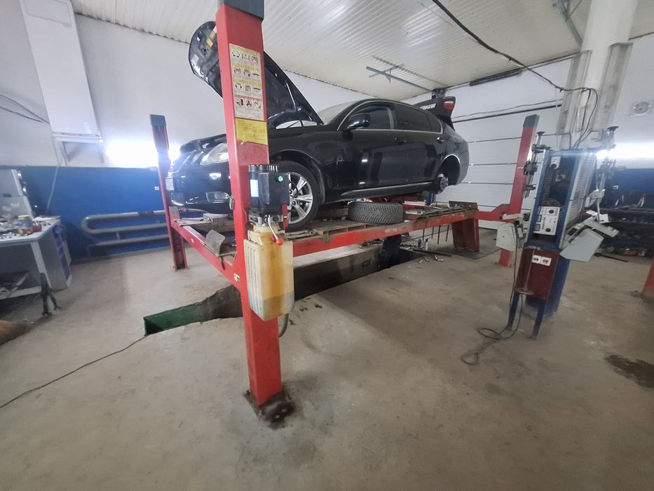 Подъемник 4 стоечный Launch