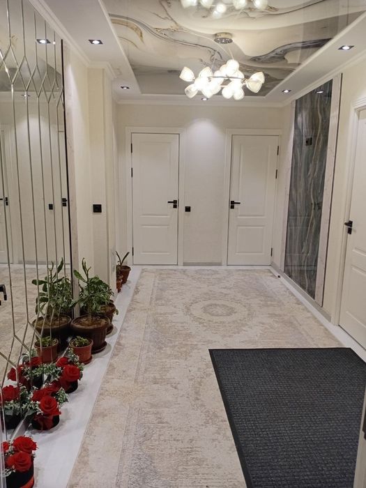 Сдаётся 4 ком квартира