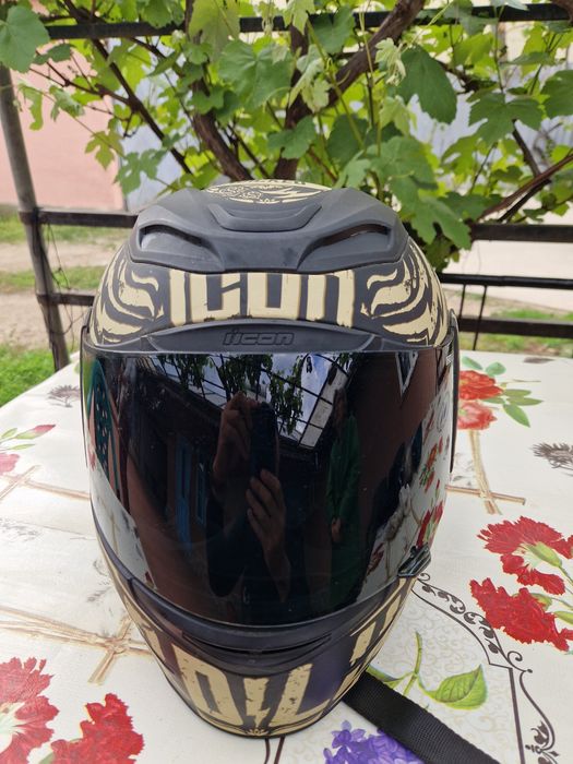 Cască ICON  aniversară