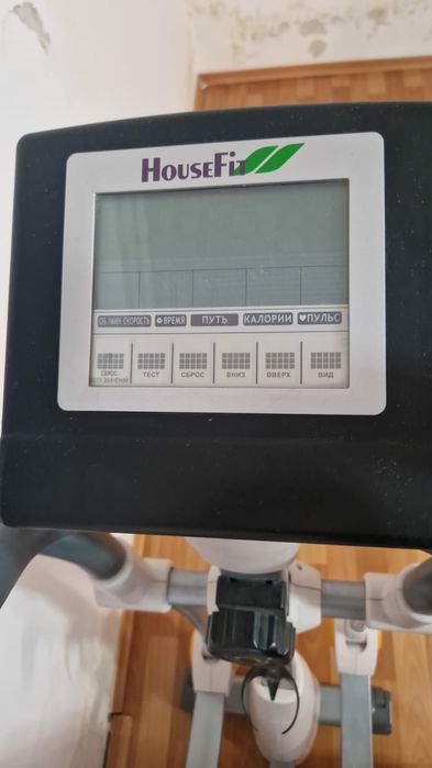 Продаётся эллиптический тренажер!