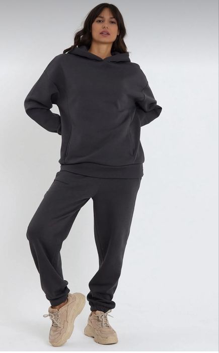 Дамски спортен комплект