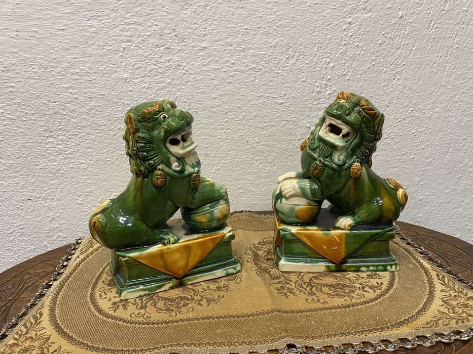 Китайски порцеланови фигури - куче дракон