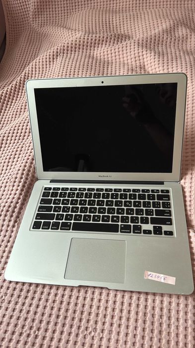Продам Macbook Air 13, 2013г, 128Гб