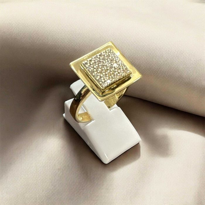 Inel aur galben model patrat cu pietre 14K bijuteriidinaur.ro