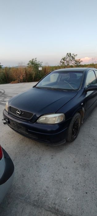 Dezmembrez Opel Astra g  1.7 diesel