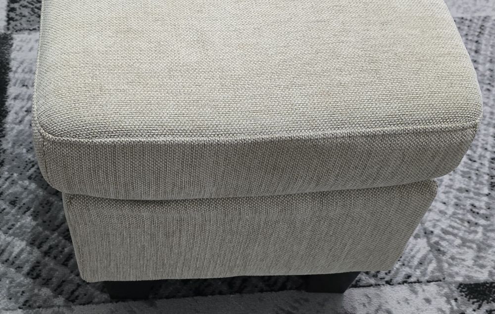 Vând taburet  de la Jysk