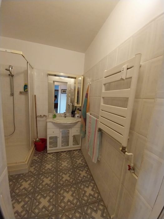 Apartament 3 camere, semidecomandat, str Proporgescu