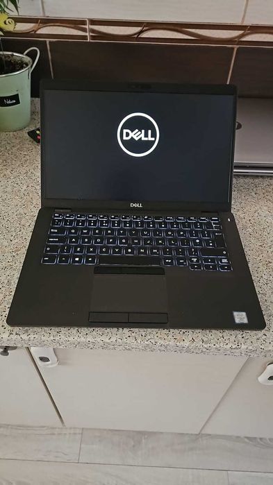 DELL Pro i7  , Ram 16Gb, SSD 250Gb M2, Ecran 14inch FHD, ips