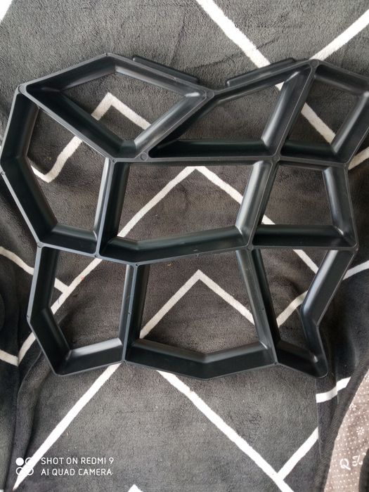 Продам формы для тротуарной плитки