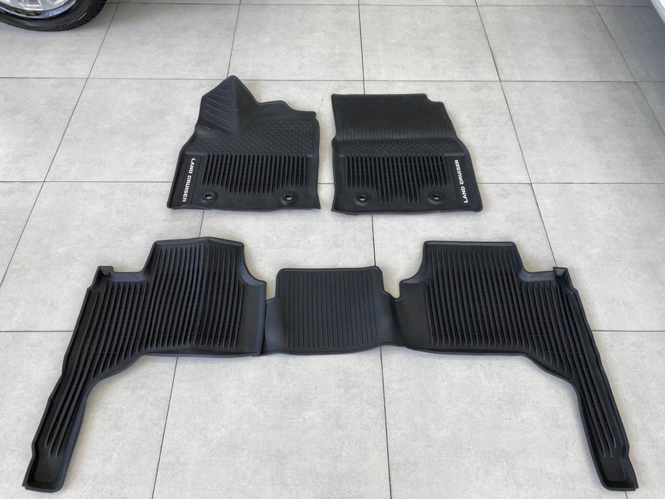 Land cruiser 300talika polik