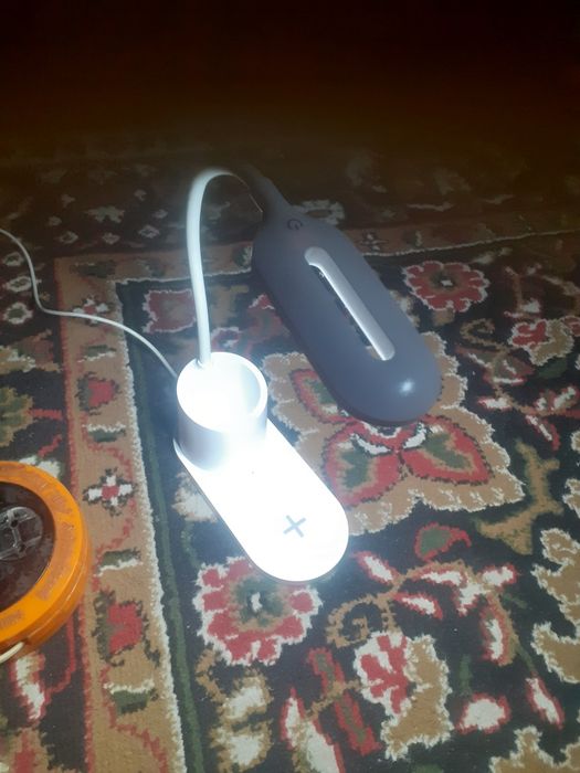 Продаёться светодеодная 3-х цветная лампа.