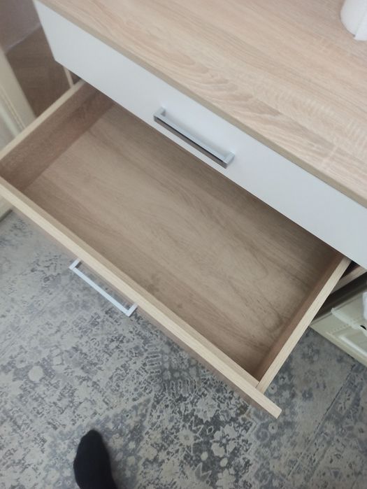 Комод с зеркалом