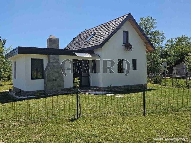 Къща за продажба - море и планина