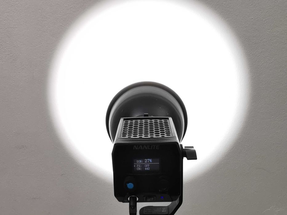 Nanlite Forza 60 компактно студийно LED осветление (5600K Day-Light)